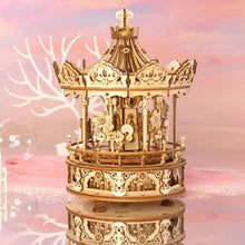 Charger l'image dans la galerie, Boîte à musique diy carrousel